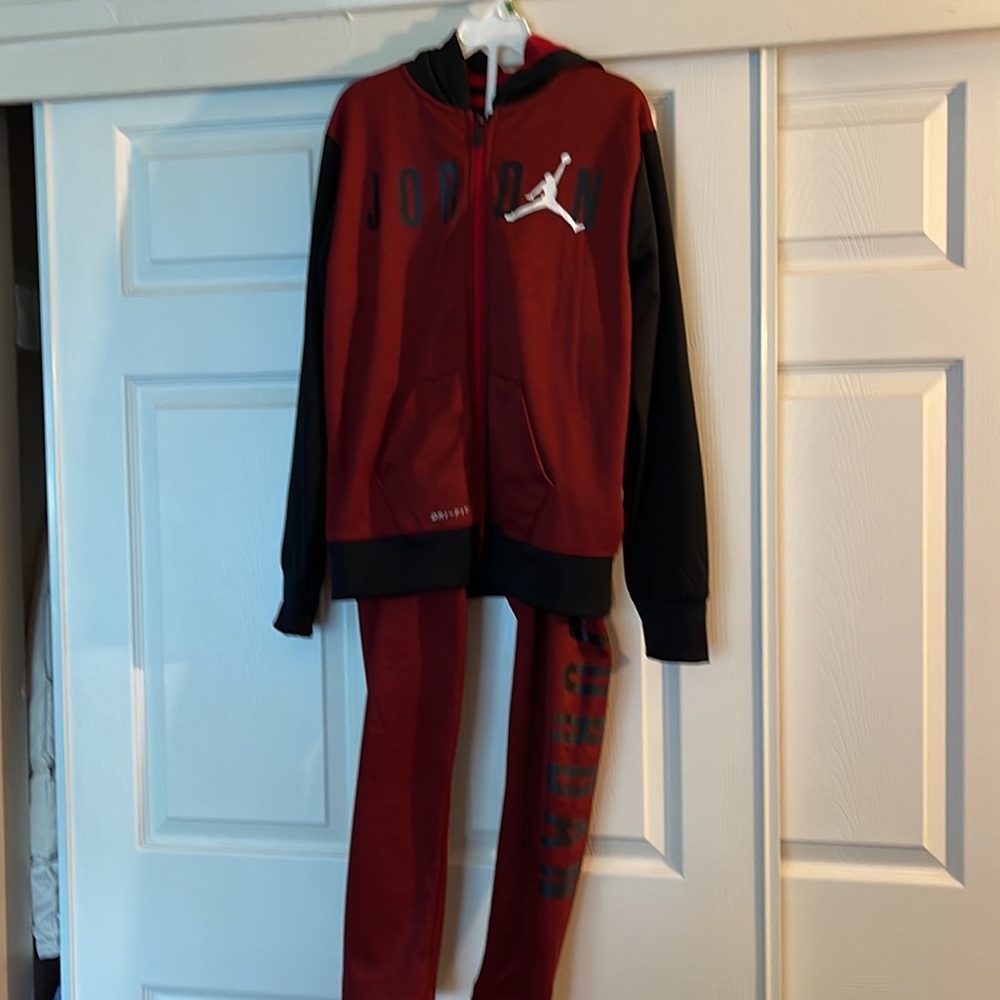Selling a youth Micheal Jordan sweat suit.